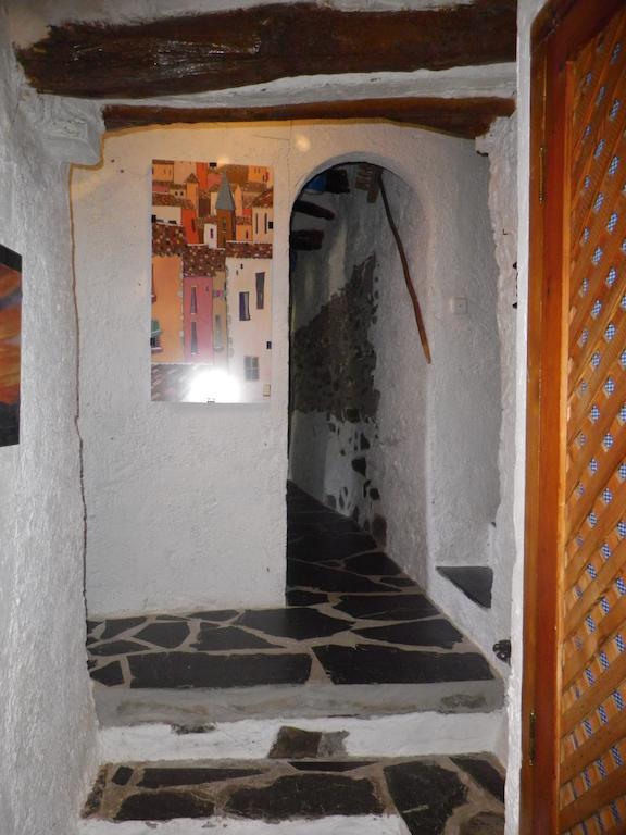La Casa De La Bombilla Verde Trevélez Zimmer foto
